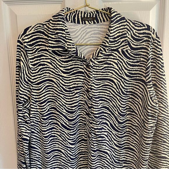 J. McLaughlin Blue and Cream Patterned Dress - Picture 4 of 7